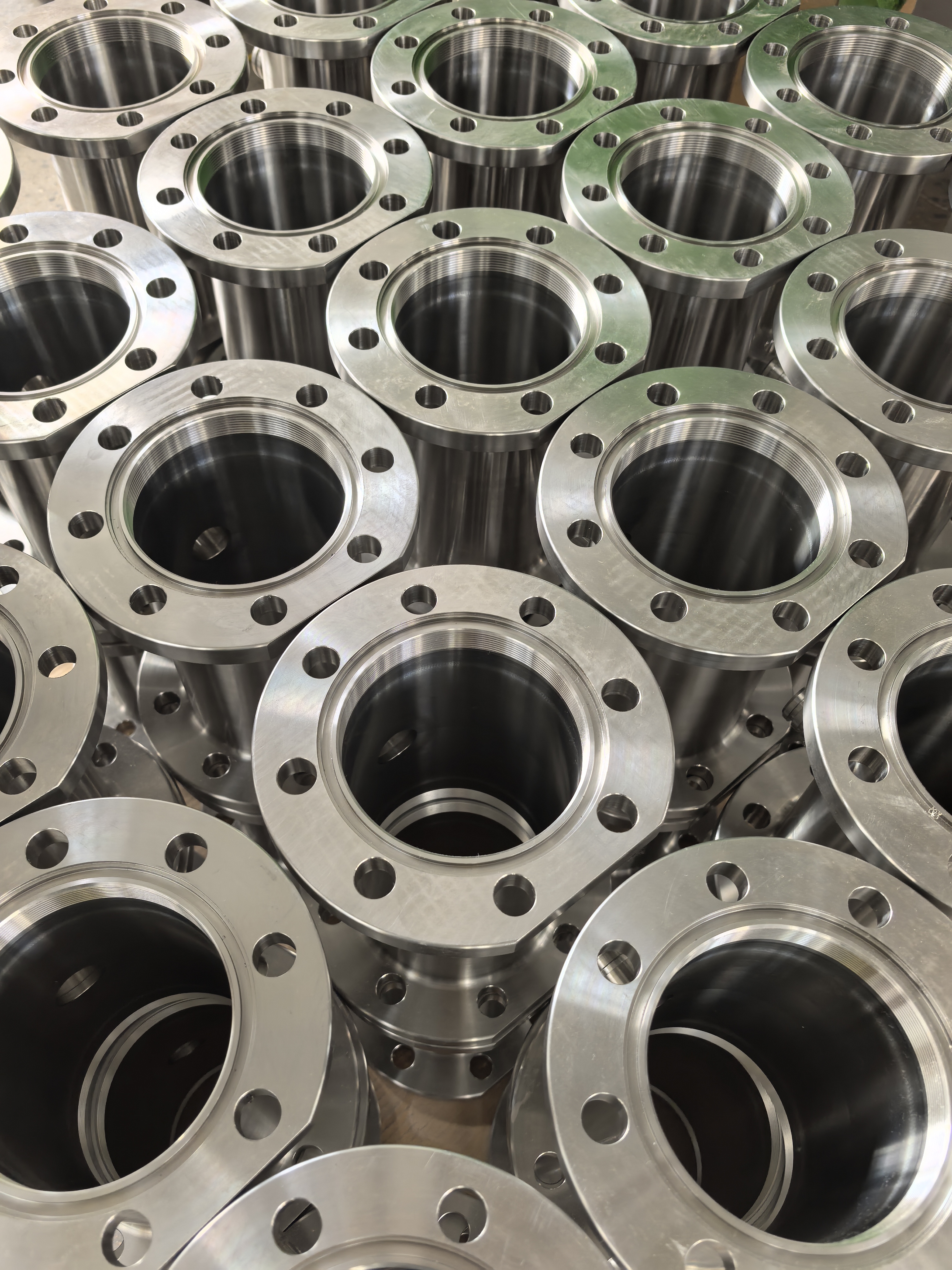 Ang mga titanium flanges ay may mahusay na resistensya sa kaagnasan at malamang na nauugnay sa mga sanhi ng metalurhiko