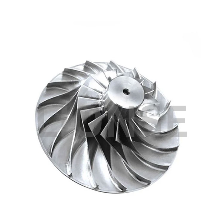 Paano nakakaapekto ang bilang ng mga blades ng impeller?