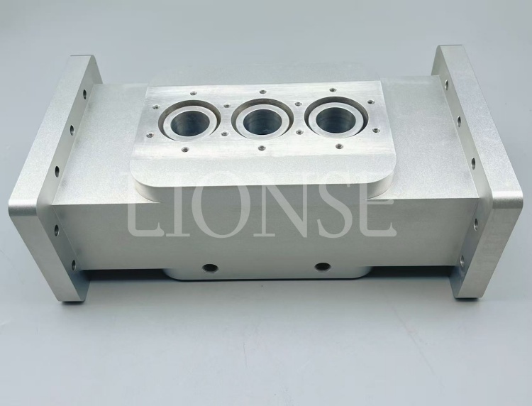 Bakit pumili ng leon upang makabuo ng mga bahagi ng metal aluminyo block?