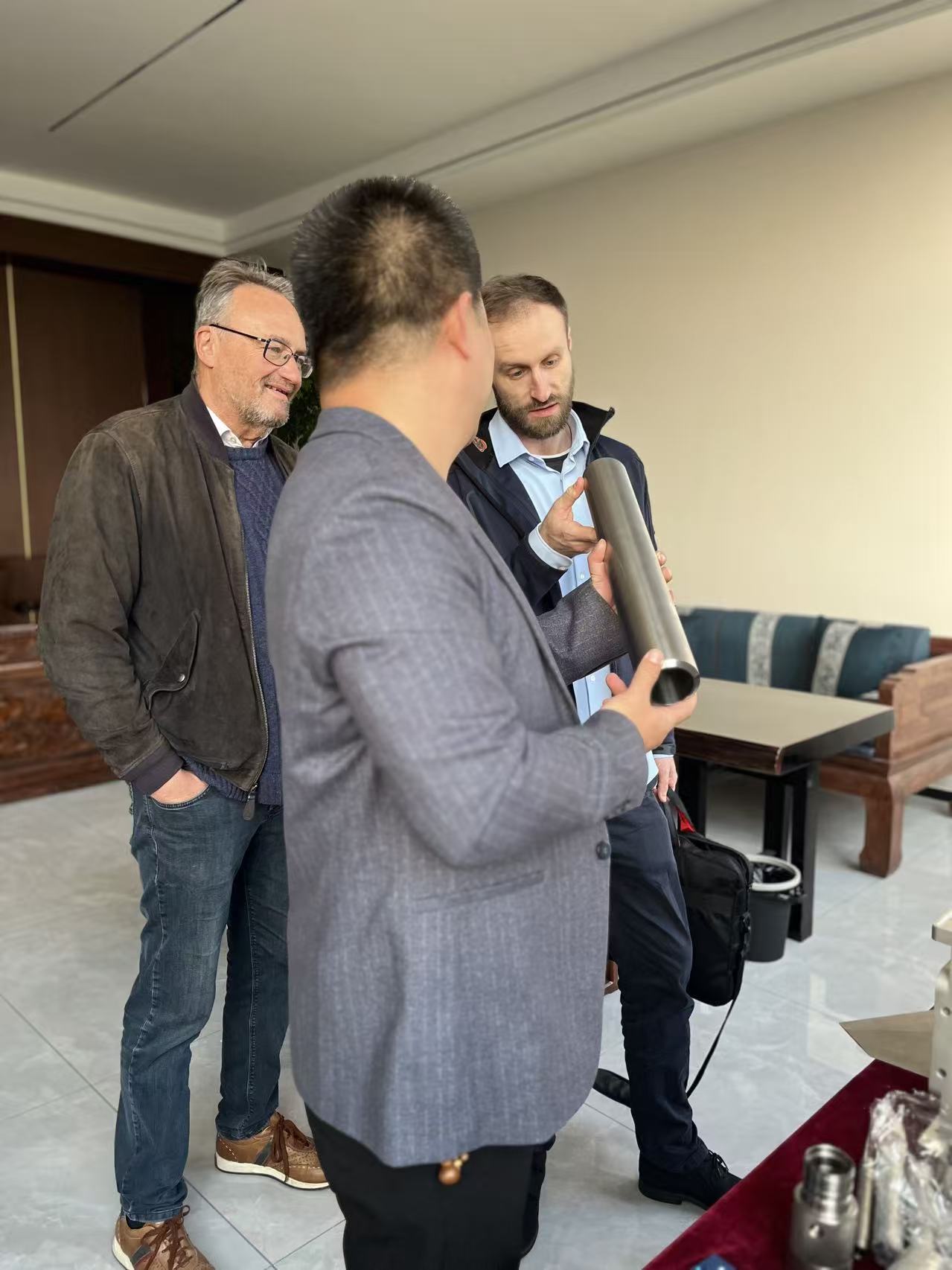 Wow! Ang mga kliyente ng Aleman ay 