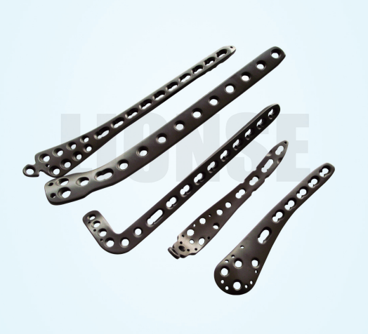 Bakit pinapaboran ang mga sangkap na titanium alloy para sa mga medikal na implant?