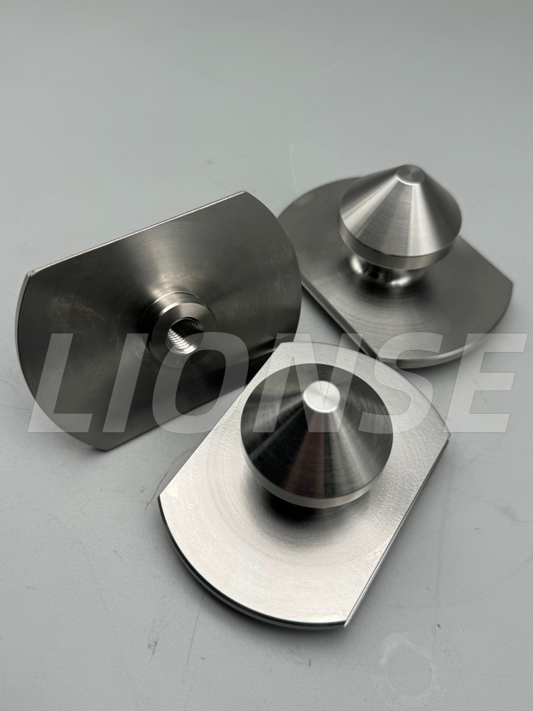 Ang Lionse ay may bagong gawa na hindi karaniwang Conical Surface Locating Pull Stud, na nagbibigay-daan sa CNC precision manufacturing na makamit ang mas mataas na kahusayan at mas mahusay na kalidad.