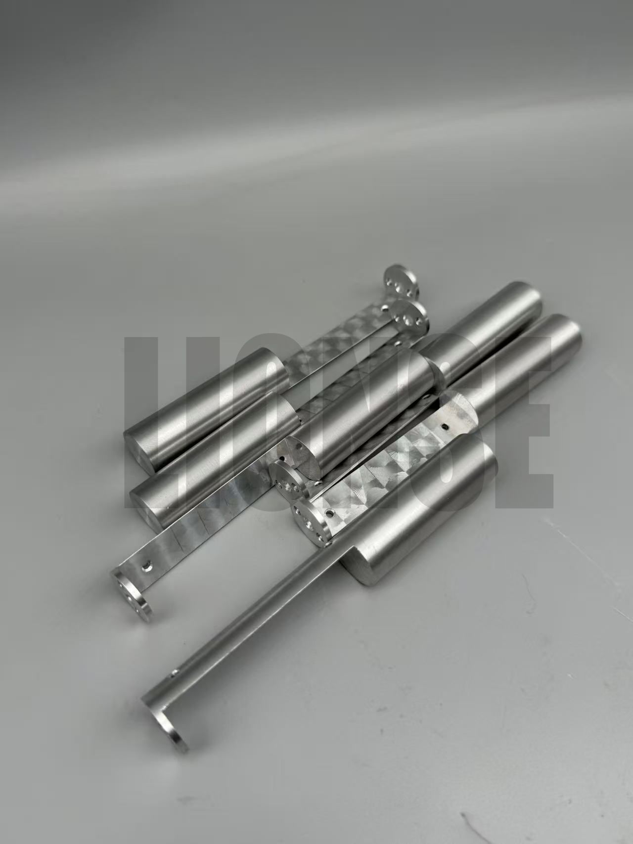 Maaari bang ayusin ng mga konektor ng aluminyo ang problema ng hindi tugmang mga koepisyent ng pagpapalawak ng thermal?