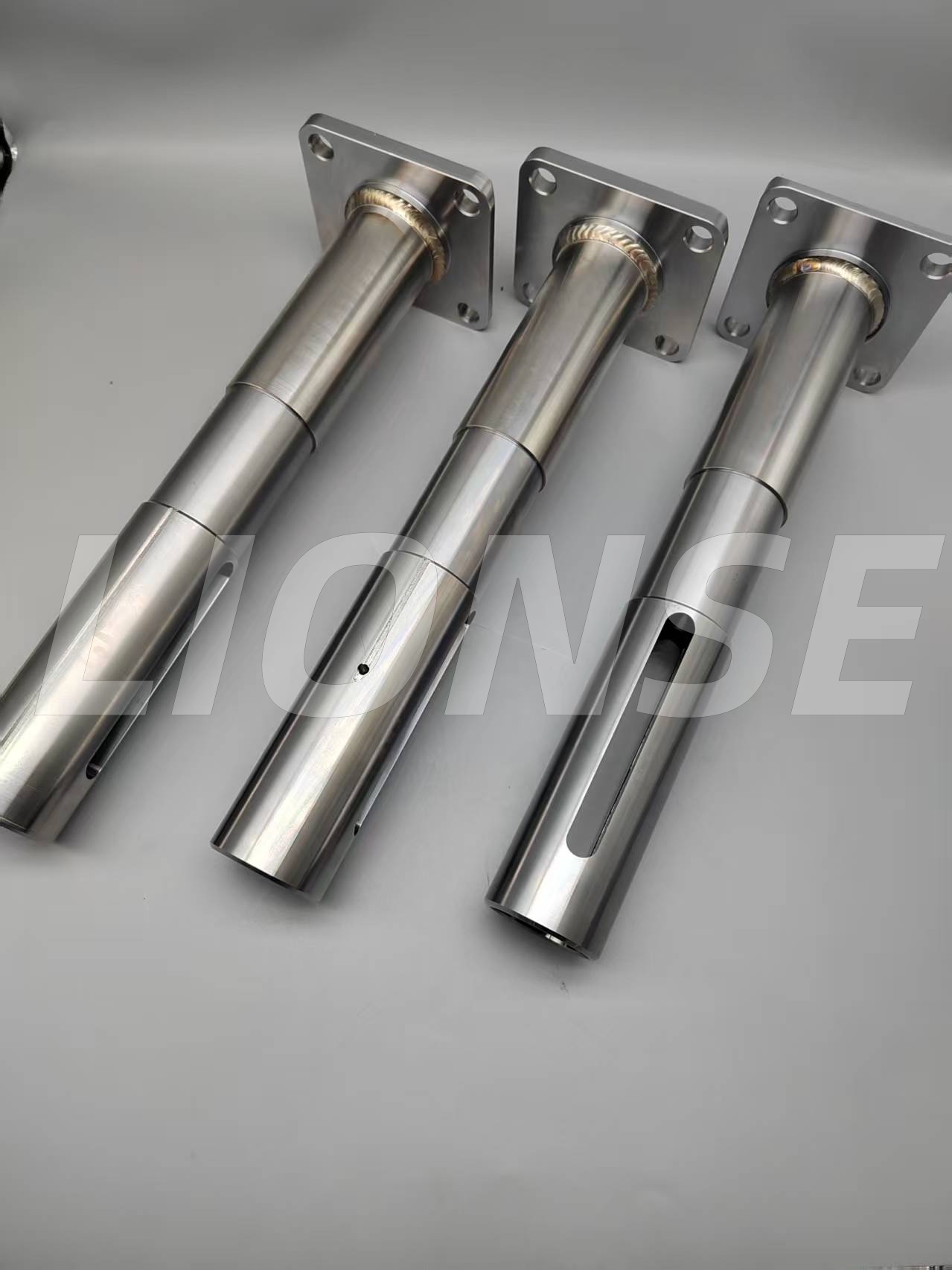 Hindi kinakalawang na asero 304 Shafts Weldment Parts